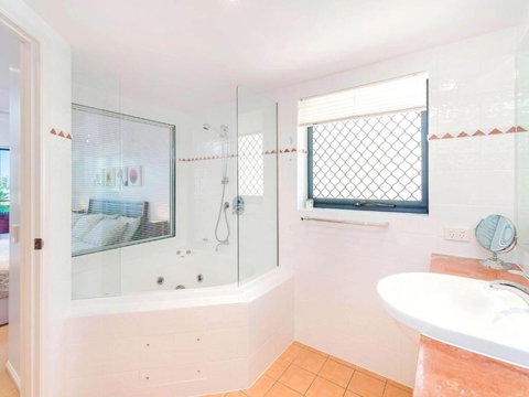 The Sands Unit 28 Straight Across The Road From The Beach - Hotel Accommodation 6