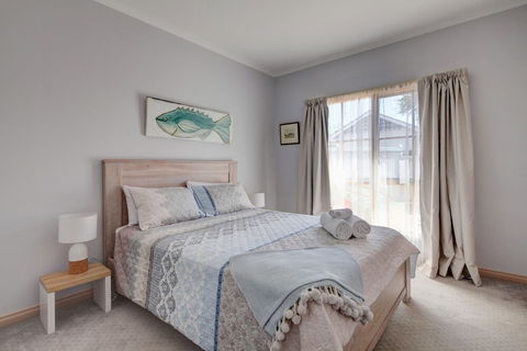 Avalon Cottage - Hotel Accommodation 2