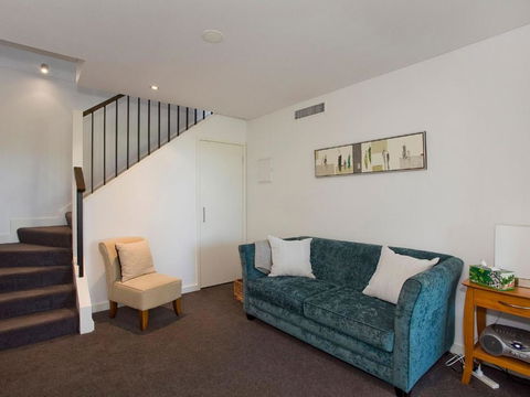 LORNE CHALET APARTMENT 10 Ask About Midweek Deals - Hotel Accommodation 4