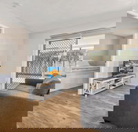 Sea-Hi Beachside Apartment - Hotel Accommodation