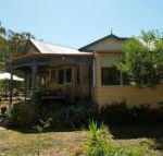 Lilys by the Lake Raymond Island Accommodation - Hotel Accommodation