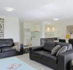 1 / 56 Lawson StreetatClarkes Beach - Hotel Accommodation