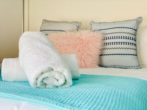 DAYDREAMING Airlie Beach Water Views & Only 200m To Boardwalk. - Hotel Accommodation 6
