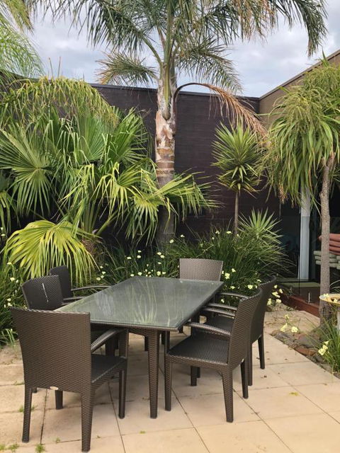 Pacific Paradise - Hotel Accommodation 1