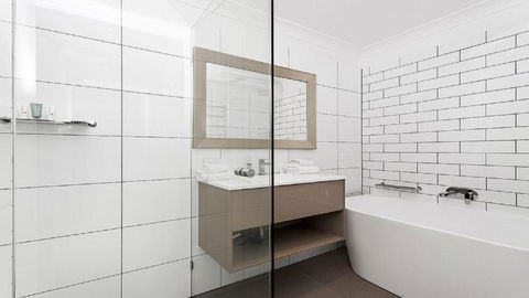 Beachhaven 2 At Clarkes Beach - Hotel Accommodation 1