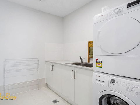 Pacific Paradise No.28 Anna Bay - Hotel Accommodation 4