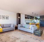 surfside6 at james cook Clarkes Beach - Hotel Accommodation