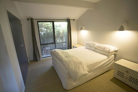 LOCKINGTON - Hotel Accommodation 4