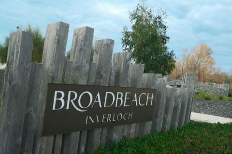 ONE LEVEL At BROADBEACH RESORT - Hotel Accommodation 0