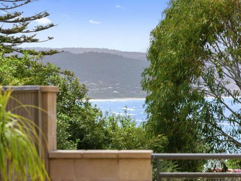APARTMENT 23 PACIFIC APARTMENTS Sit On The Deck & Soak In The View - Hotel Accommodation 5