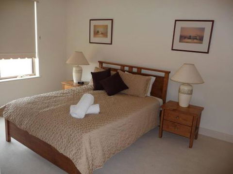 City Escape 3 Bedroom East End Of Adelaide - Hotel Accommodation 5