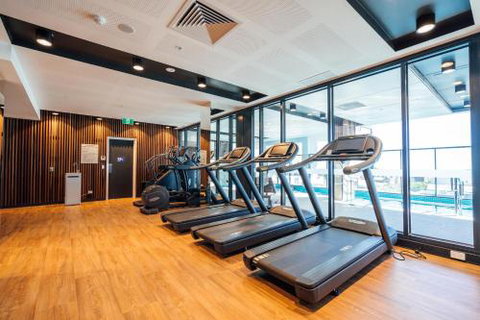 A Cut Above The West Pool Rooftop Bar Gym Wifi - Hotel Accommodation 2