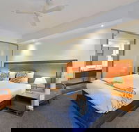 Sea Side 104 - Hotel Accommodation