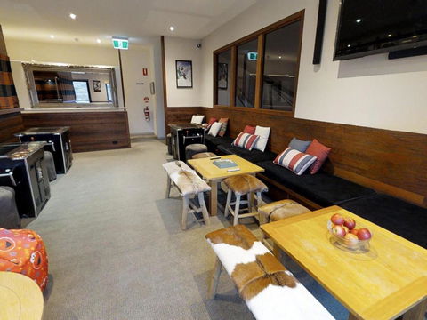 Apartment 5 The Stables Perisher - Hotel Accommodation 2