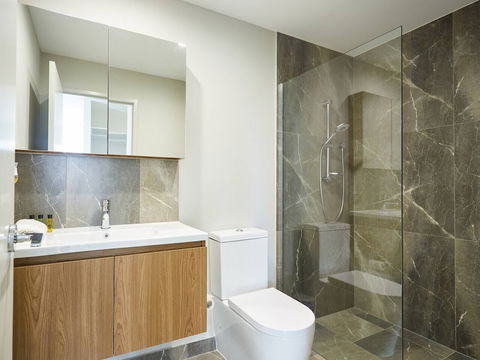 Luxurious 2bed 2bath APT With Parking@southport - Hotel Accommodation 2