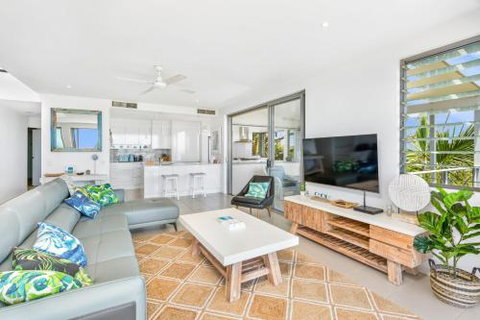 Unit 6 Rainbow Sea Rainbow Beach Amazing Ocean Views Aircon Wi Fi Pool Walk To Beach - Hotel Accommodation 6