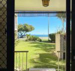 Dolphin View on South Esplanade - Hotel Accommodation