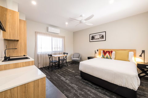 Avenue Motel Apartments - Hotel Accommodation 6