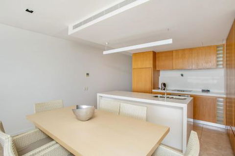 Unit 101 Plantation Resort Rainbow Beach Plantation Resort Second Floor Aircon Pool Spa - Hotel Accommodation 1