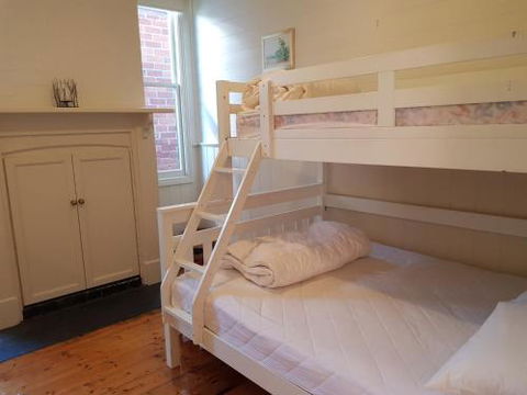 CARNBREA - Hotel Accommodation 4