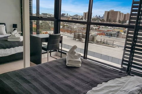 BHB Panoramic View -Wifi Netflix Parking - Hotel Accommodation 4