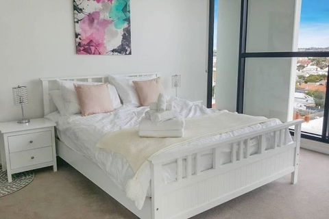 BHB Panoramic View -Wifi Netflix Parking - Hotel Accommodation 6