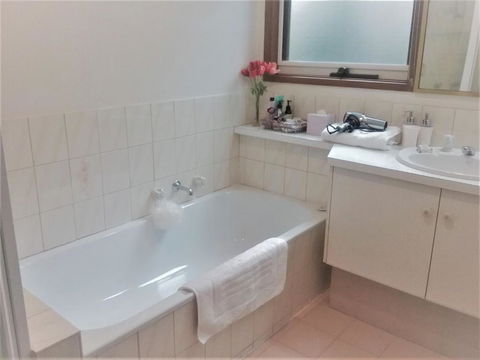 Healesville Selfie Self Contained House - Hotel Accommodation 1