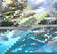 Surfers Paradise Holiday Beach House - Hotel Accommodation