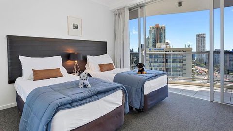 Holiday Holiday Chevron Renaissance - Hotel Accommodation 2