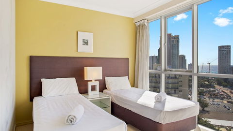 Holiday Holiday Chevron Renaissance - Hotel Accommodation 0