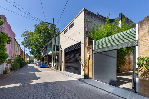 Ultimo 1 Bed. Furnished House W Parking - Hotel Accommodation 1