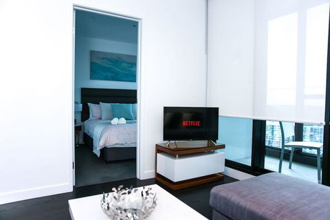 Sophisticated Modern Pad - Hotel Accommodation 4