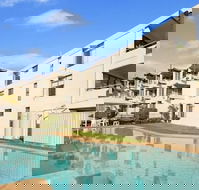 Warroo - Hotel Accommodation