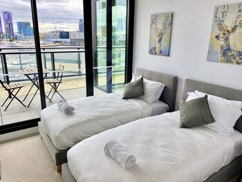 JC Waterfront Apartments Collins Wharf - Hotel Accommodation 5