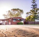 The Bothy Lancelin Family Retreat - Hotel Accommodation