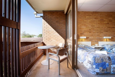 Villa Noosa Hotel - Hotel Accommodation 3