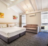 Nightcap at the Ranch Hotel - Hotel Accommodation