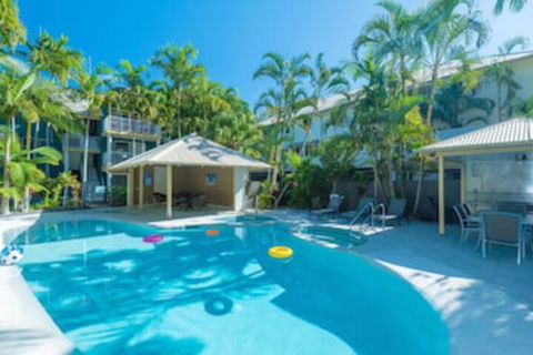 Noosa Outrigger Beach Resort - Hotel Accommodation 0