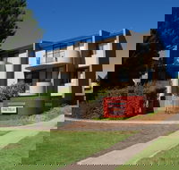 Manuka Park Apartments - Hotel Accommodation