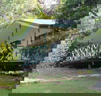 Capricorn Caves - Caravan Park - Hotel Accommodation