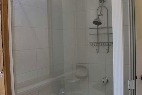 Australian Home Away At Doncaster Andersons Creek 2 - Hotel Accommodation 6