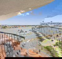 Spectrum Apartments - Hotel Accommodation