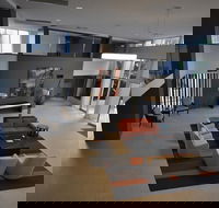 Chancellor Lakeside - Hotel Accommodation