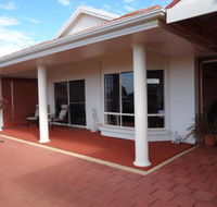 Close Encounters Bed  Breakfast - Hotel Accommodation
