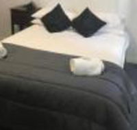 Tin Can Bay Backpackers - Hotel Accommodation