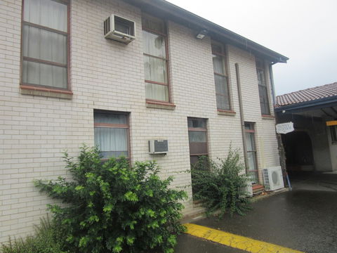 El Toro Motor Inn - Hotel Accommodation 2