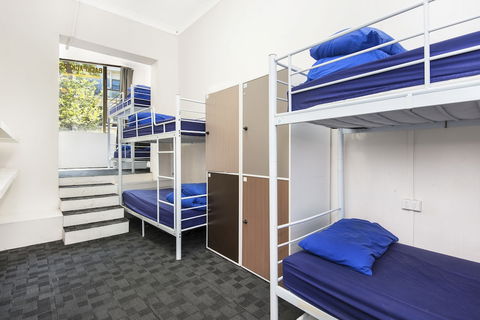 Hump Backpackers - Hotel Accommodation 5