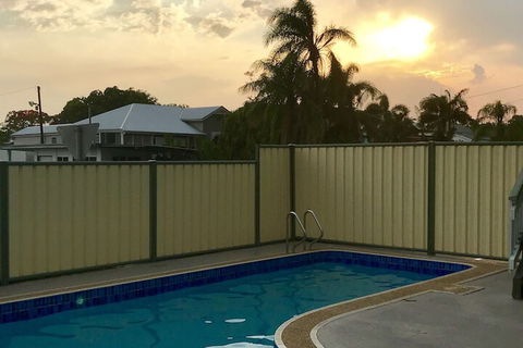Tropical Gateway Motor Inn - Hotel Accommodation 7