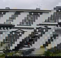 Portland Holiday Village - Hotel Accommodation