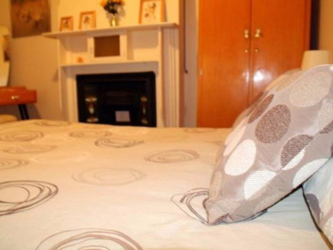 Squatters Cottage - Hotel Accommodation 4